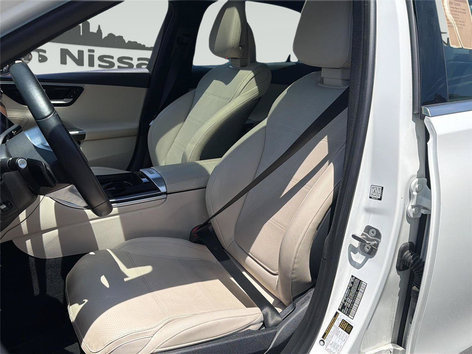 Used 2025 Mercedes-Benz C 300 4MATIC Sedan image 10
