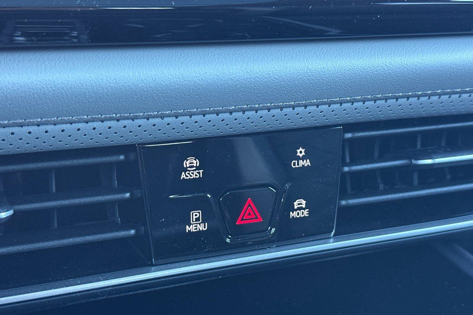 New 2026 Volkswagen Atlas Peak Edition AWD/4WD image 20