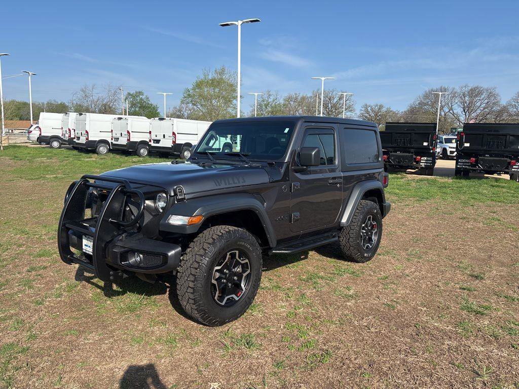 Used 2023 Jeep Wrangler Sport AWD/4WD image 2