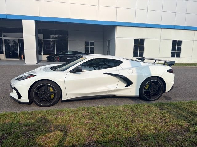 Used 2023 Chevrolet Corvette Stingray Preferred Cpe w/ Z51 Performance Package RWD image 4