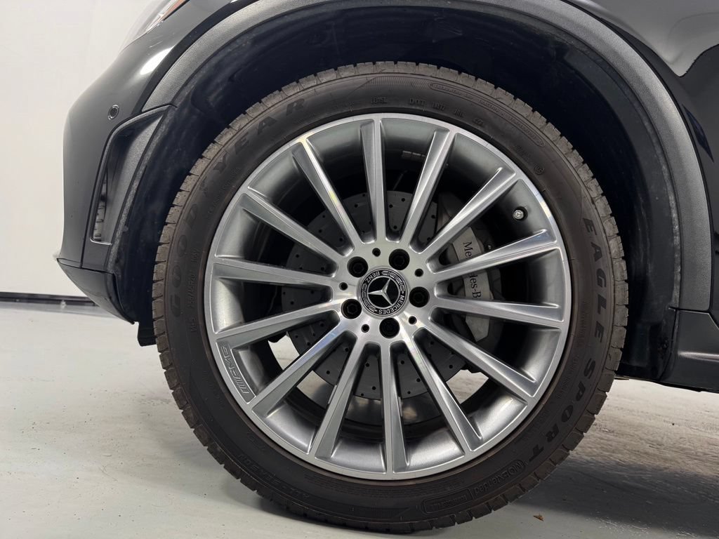 Used 2020 Mercedes-Benz GLC 300 4MATIC Coupe image 9