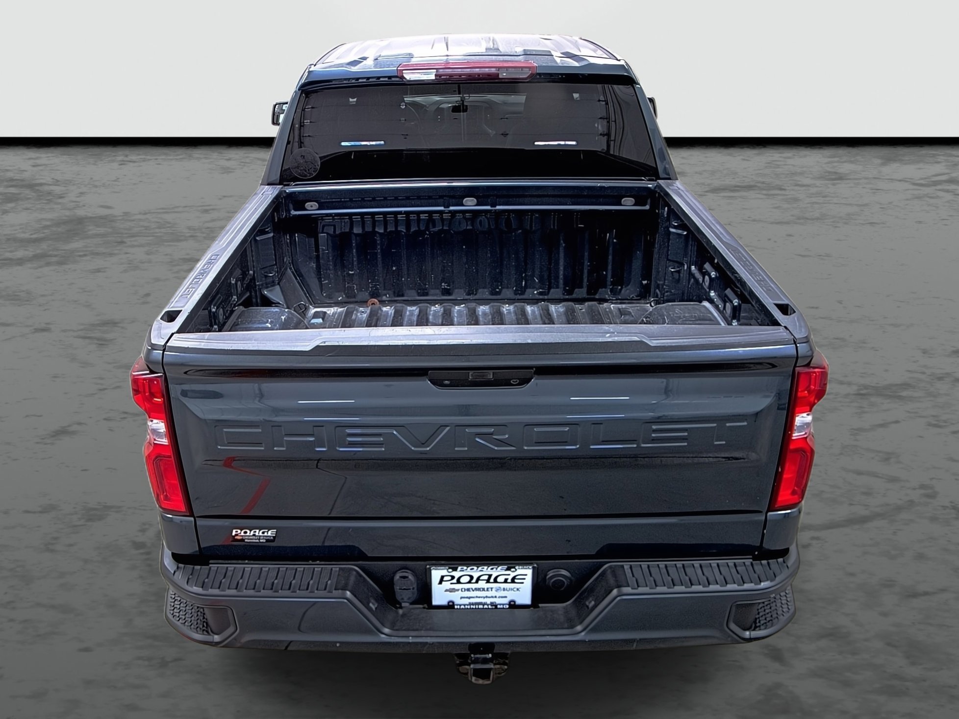 Used 2020 Chevrolet Silverado 1500 Custom w/ Custom Value Package image 3