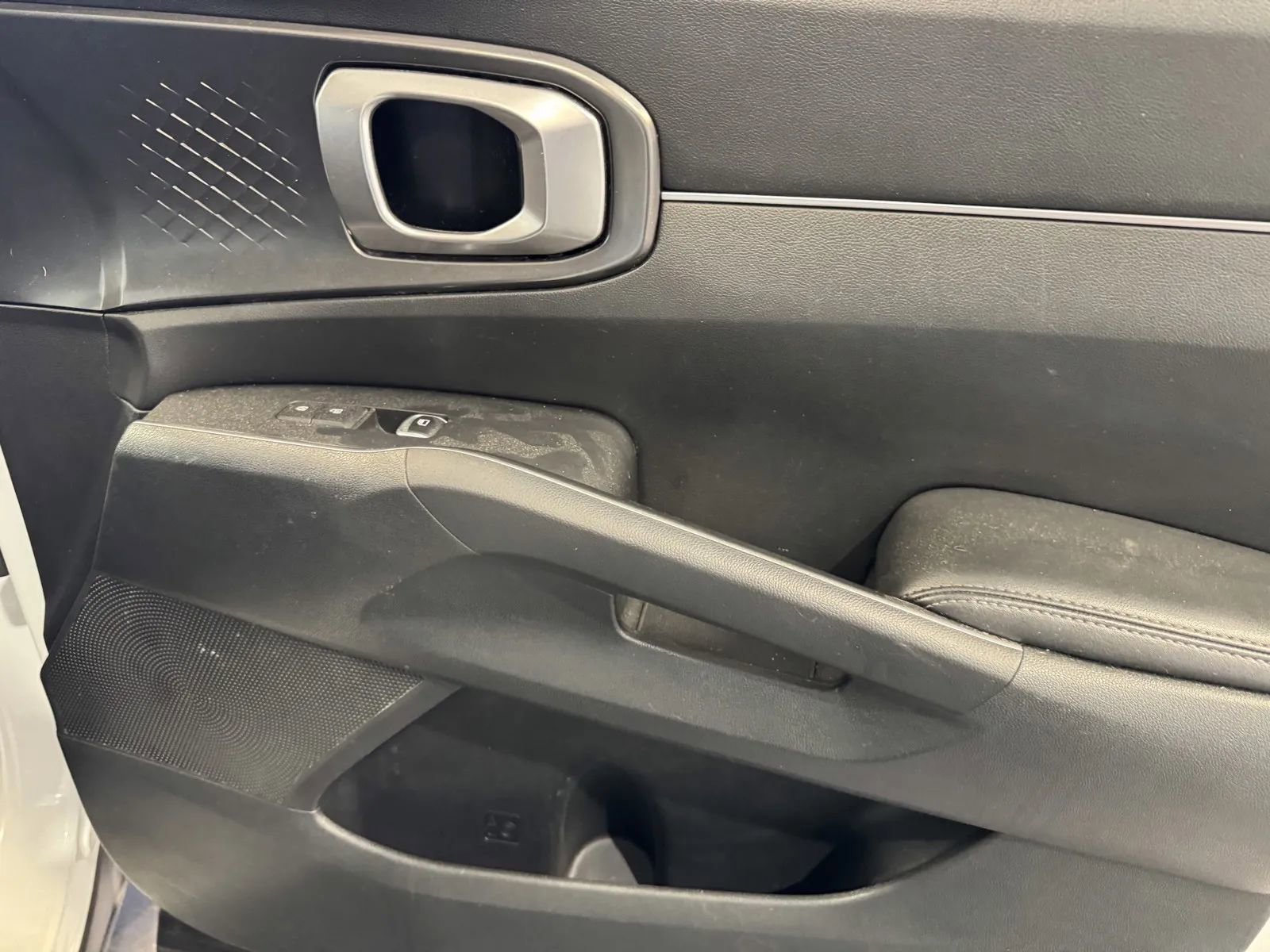 Used 2023 Kia Sorento EX image 7