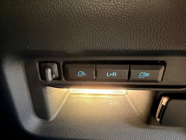 Used 2025 Ford Explorer ST AWD/4WD image 10
