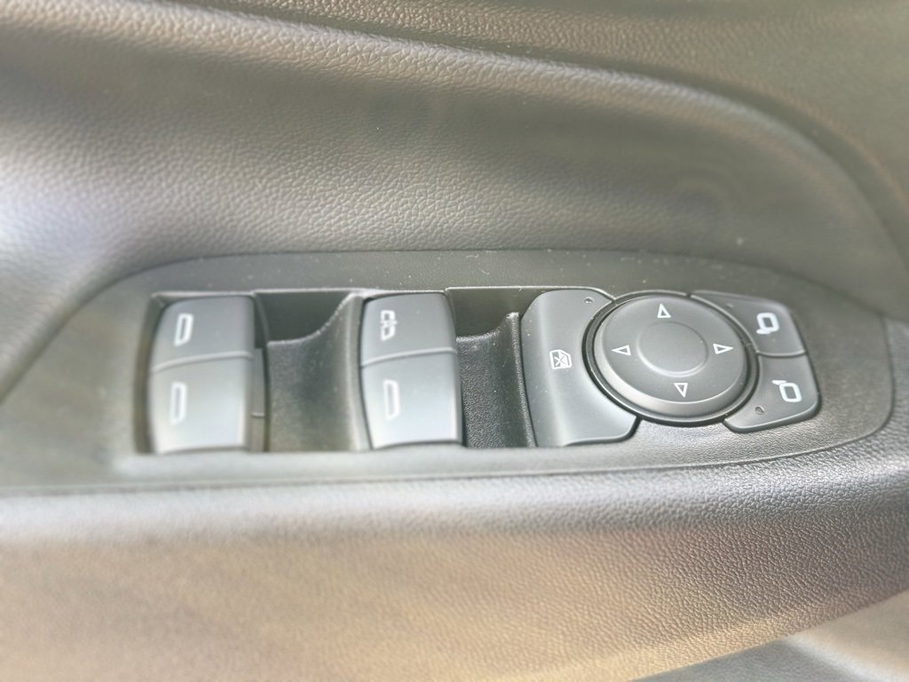 Used 2022 Chevrolet Equinox LT image 22