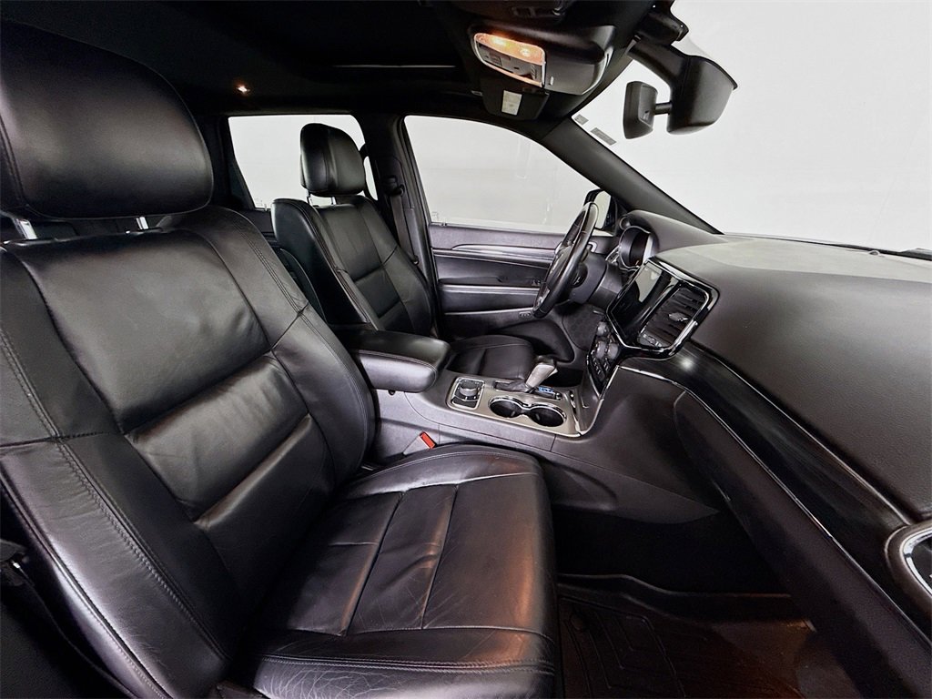 Used 2019 Jeep Grand Cherokee Limited w/ Trailer Tow Group IV image 29