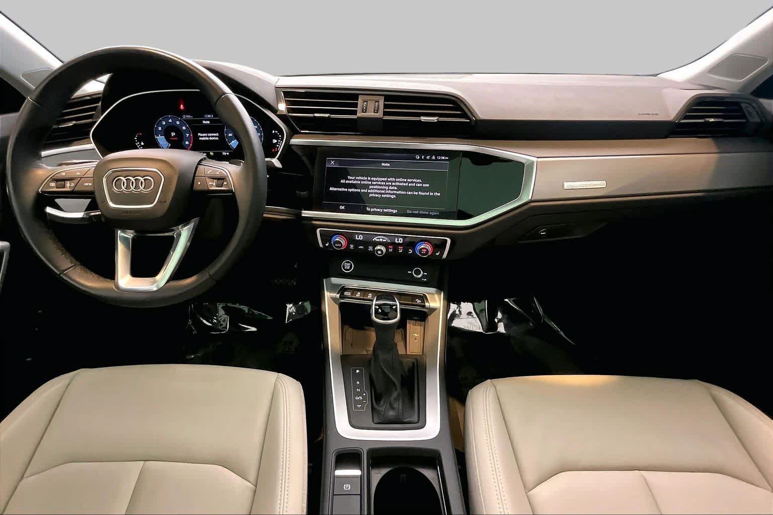 Used 2024 Audi Q3 2.0T Premium w/ Convenience Package AWD/4WD image 16