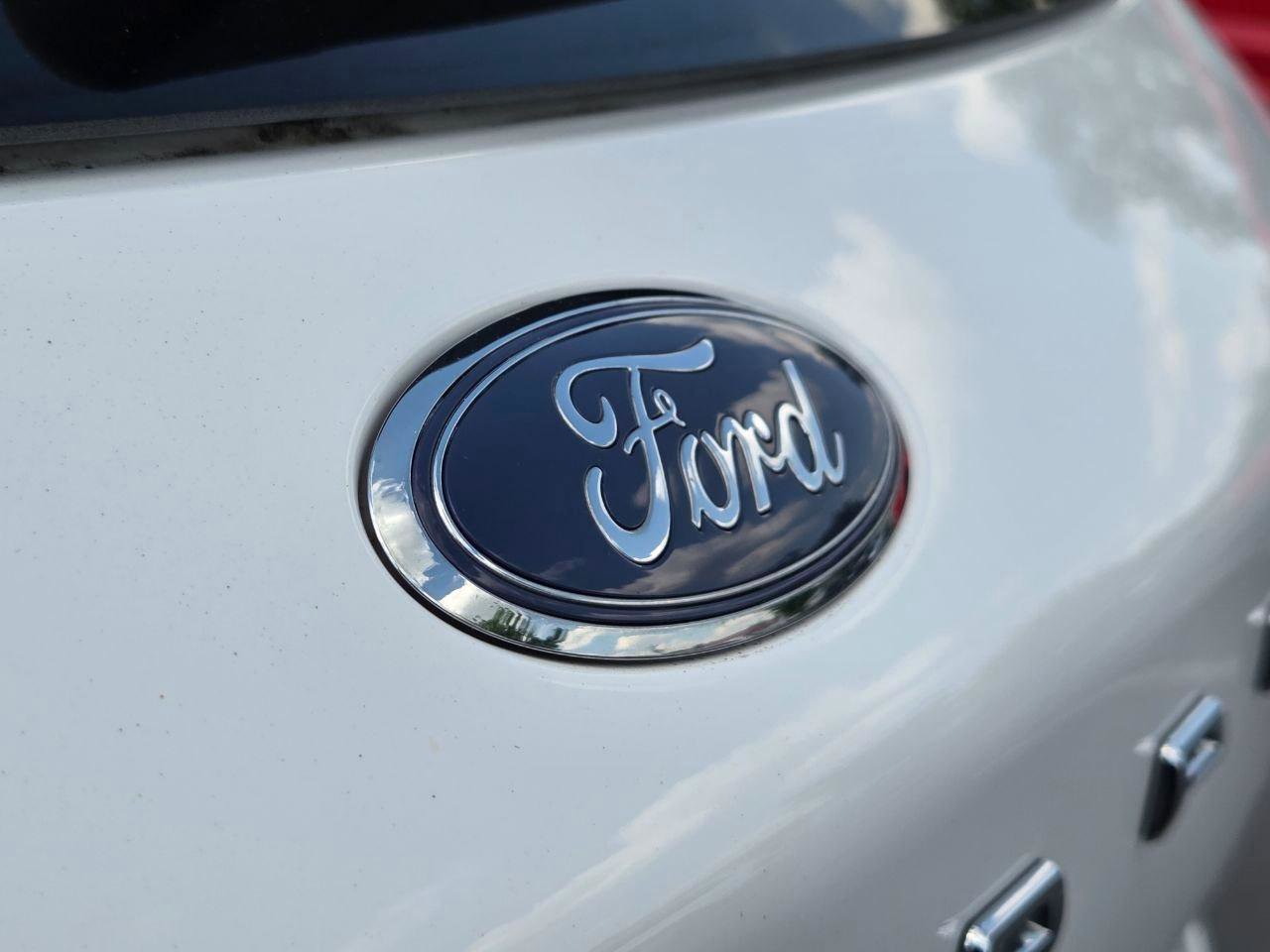 Used 2021 Ford Escape SE FWD image 9