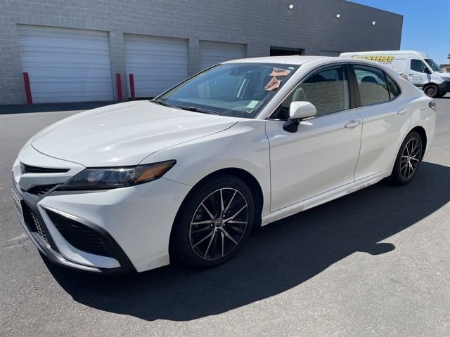 Certified 2024 Toyota Camry SE FWD image 4