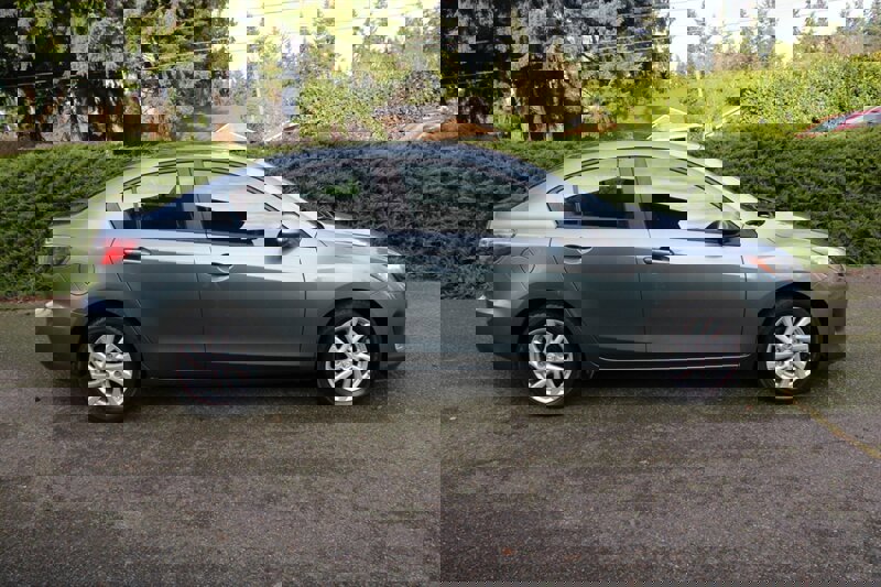 Used 2012 MAZDA MAZDA3 i Touring image 11