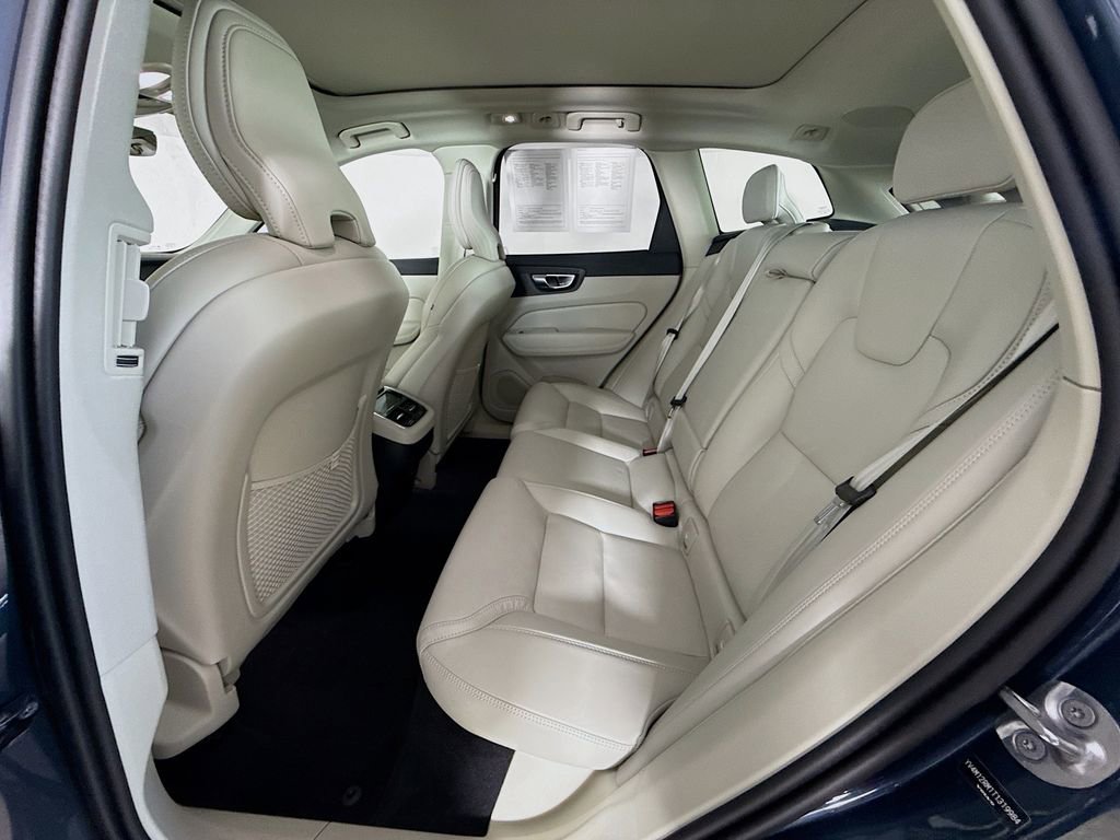 Certified 2026 Volvo XC60 B5 Ultra w/ Protection Package Premier image 26