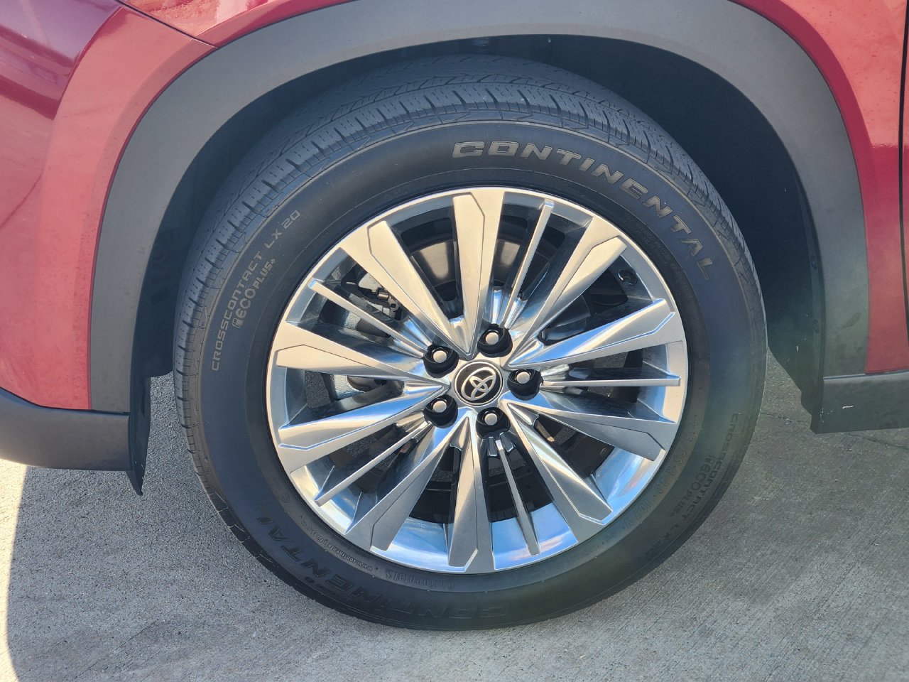 Used 2024 Toyota Grand Highlander AWD image 11