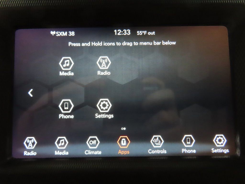 Used 2018 Jeep Wrangler Unlimited Sahara w/ Cold Weather Group image 16