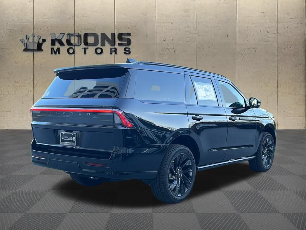 New 2026 Lincoln Navigator Reserve w/ Jet Appearance Package AWD/4WD image 4