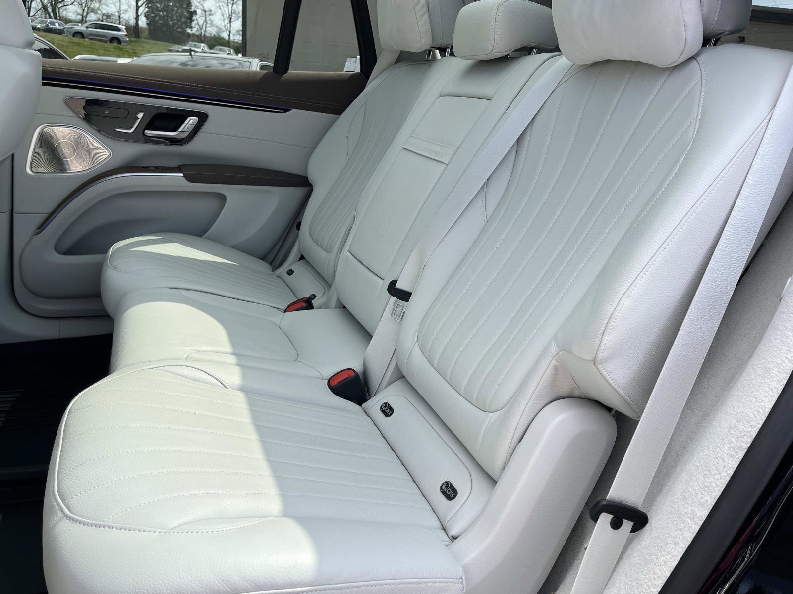 Certified 2023 Mercedes-Benz EQS 580 4MATIC SUV image 19