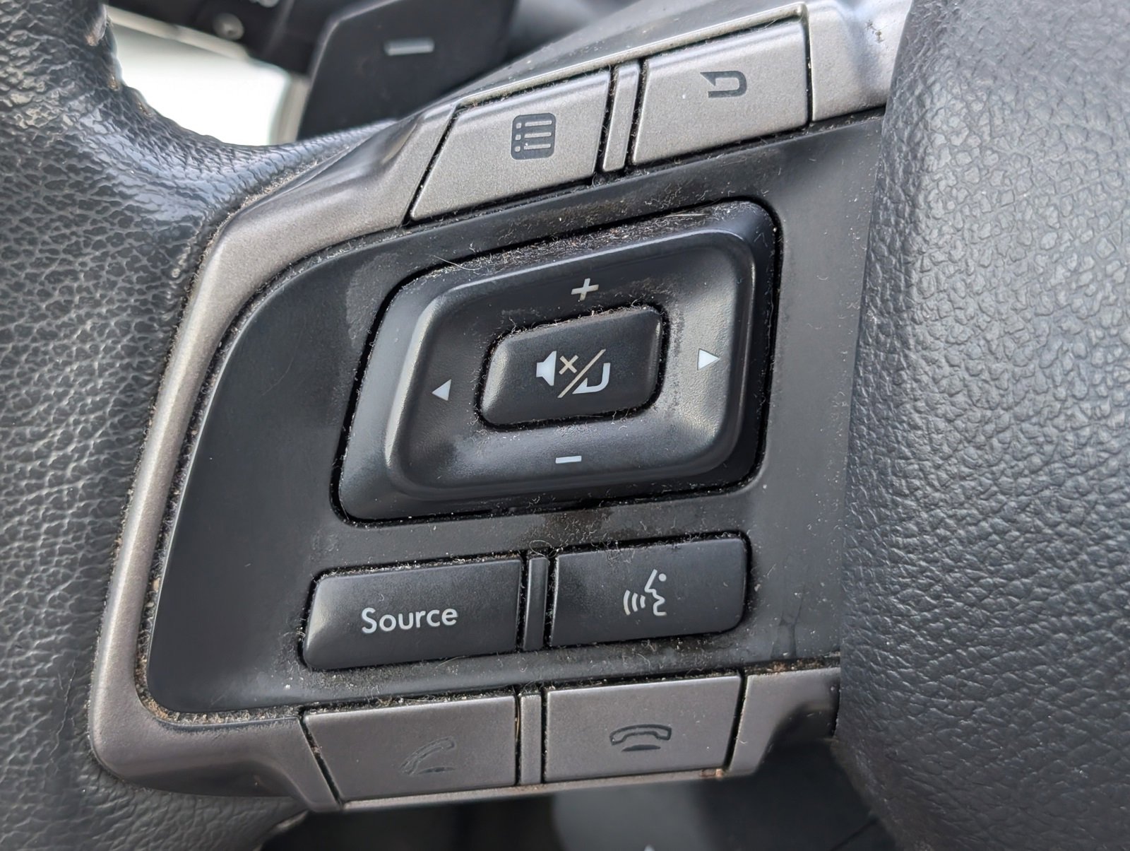 Used 2015 Subaru Crosstrek 2.0i Limited image 7