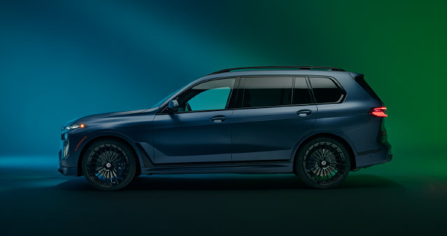 New 2026 BMW ALPINA XB7 AWD/4WD image 5