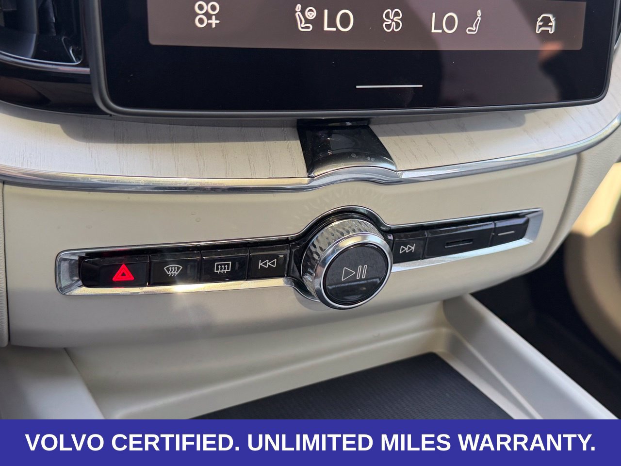 Certified 2026 Volvo XC60 B5 Ultra AWD/4WD image 23