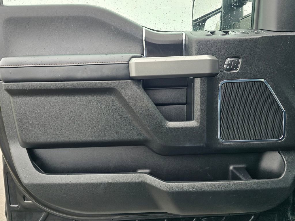 Used 2019 Ford F350 Platinum w/ Platinum Ultimate Package image 12