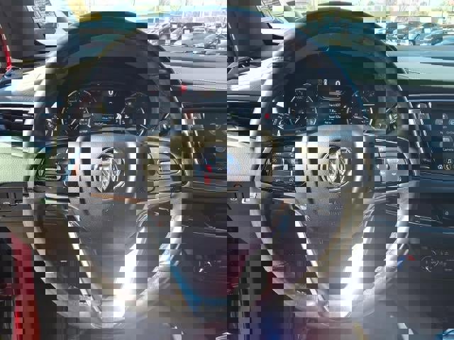 Used 2024 Buick Enclave Premium image 9