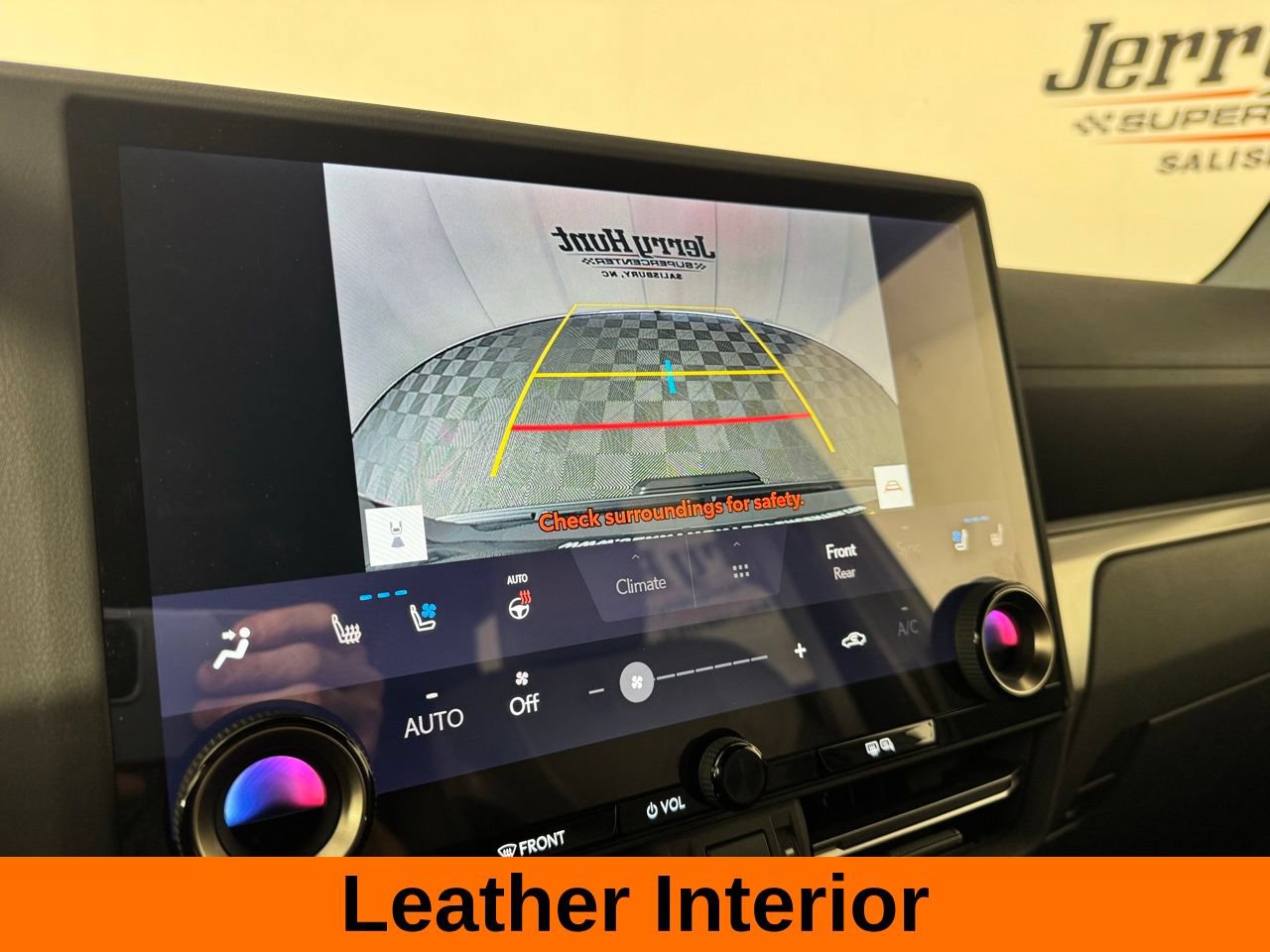 Used 2024 Lexus GX 550 w/ Cold Area Package AWD/4WD image 5