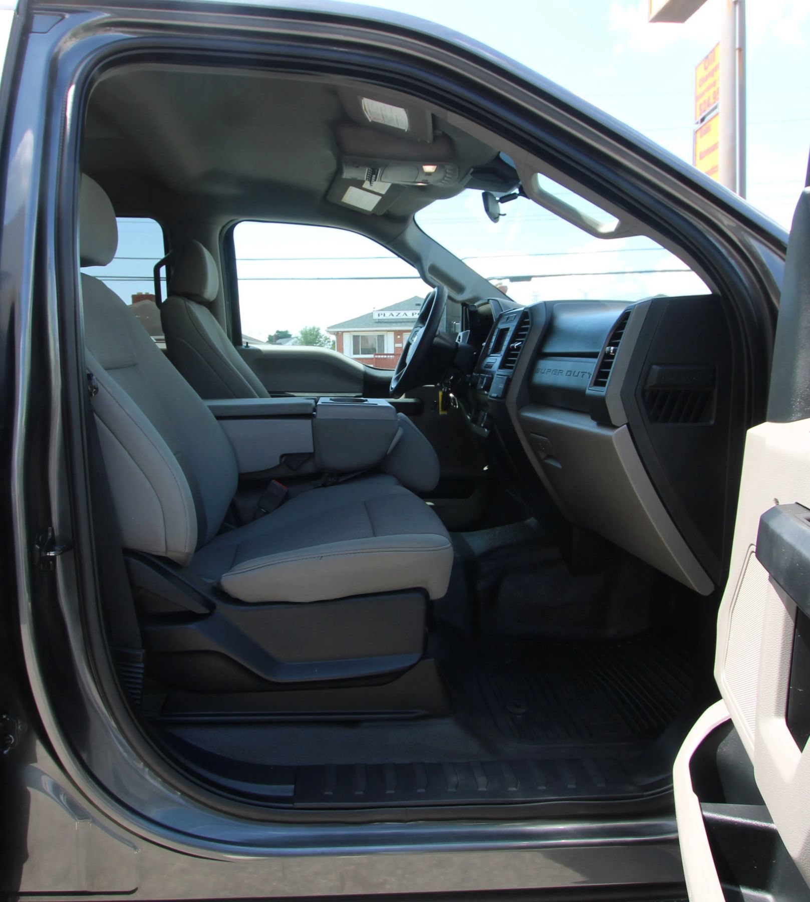 Used 2020 Ford F250 XL w/ STX Appearance Package AWD/4WD image 10