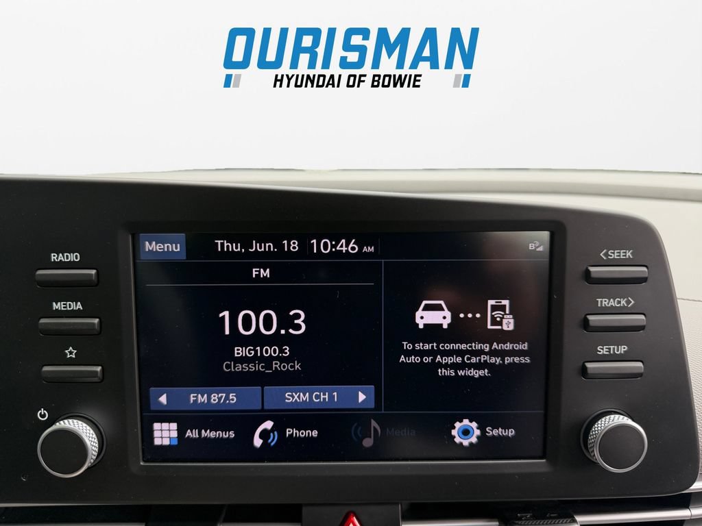 Used 2023 Hyundai Elantra SEL w/ Preferred Accessory Package FWD image 17