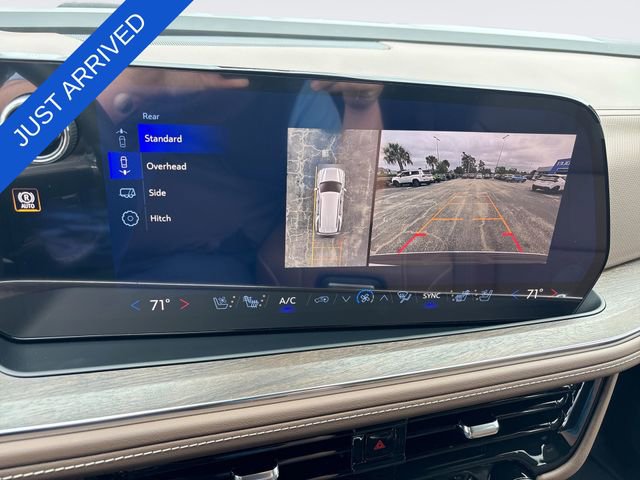 New 2026 Chevrolet Tahoe High Country AWD/4WD image 17