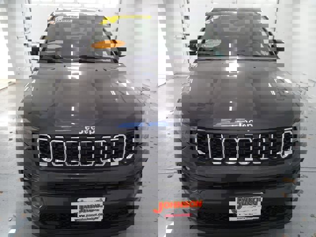 Certified 2024 Jeep Compass Latitude w/ Sun and Sound Group image 26