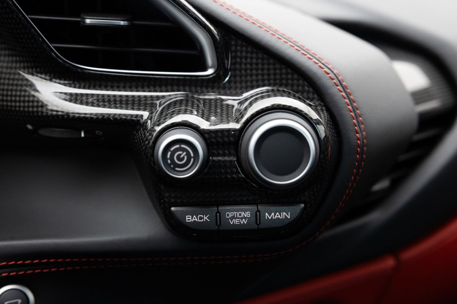 Used 2019 Ferrari 488 GTB RWD image 36