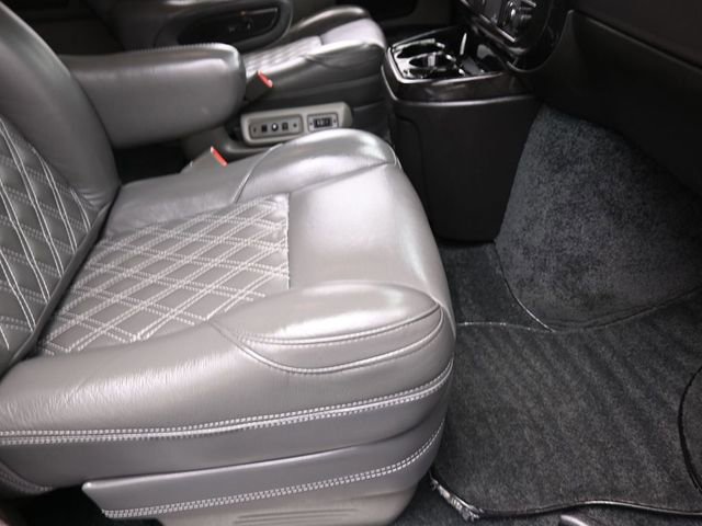 Used 2023 Chevrolet Express 2500 Extended image 35