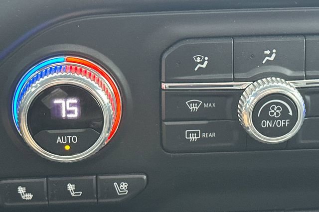 Used 2020 GMC Sierra 3500 Denali w/ Denali Ultimate Package image 28