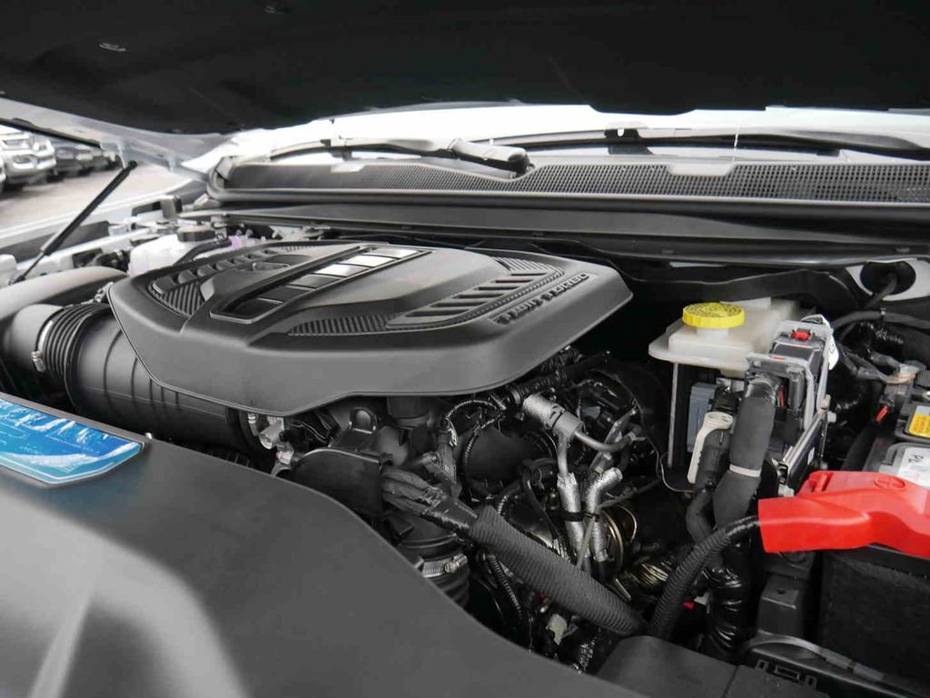 New 2025 Jeep Wagoneer L Series II w/ Convenience Group I image 10