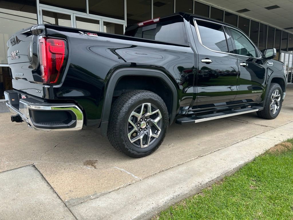 Used 2025 GMC Sierra 1500 SLT AWD/4WD image 6