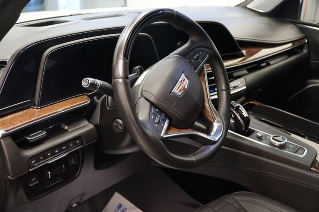 Used 2023 Cadillac Escalade Premium Luxury Platinum AWD/4WD image 12
