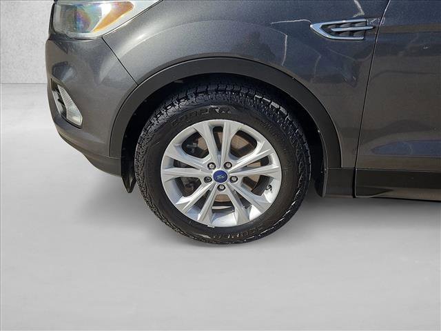 Used 2017 Ford Escape SE image 24