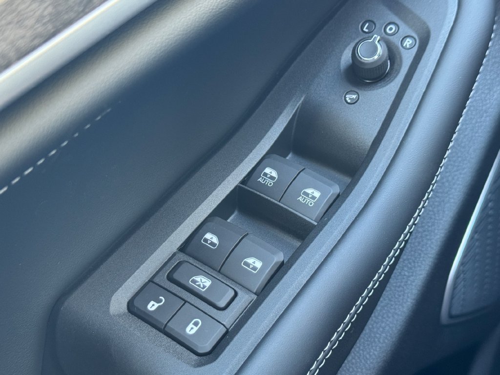 New 2027 Jeep Grand Cherokee Limited AWD/4WD image 27