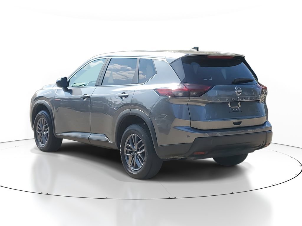 Used 2024 Nissan Rogue S image 3