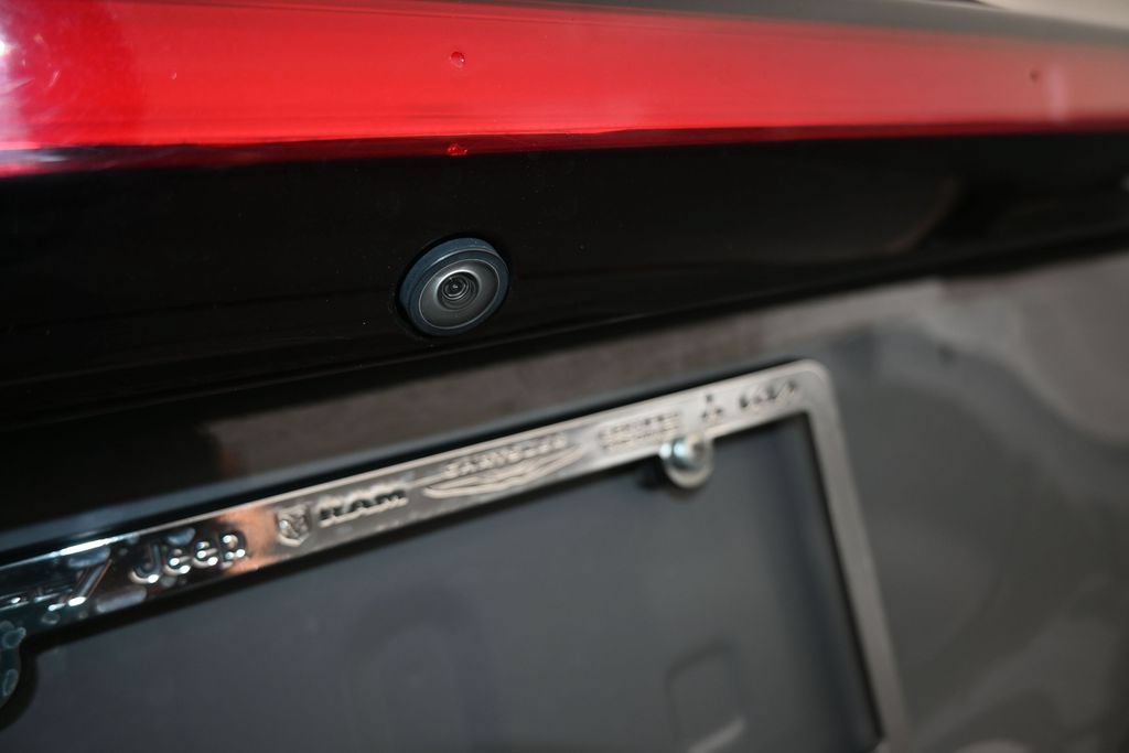 Used 2022 Chrysler Pacifica Touring-L FWD image 41