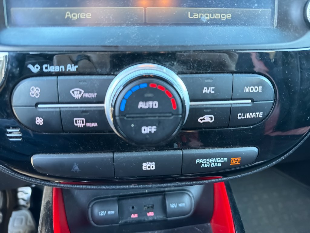Used 2014 Kia Soul + FWD image 16