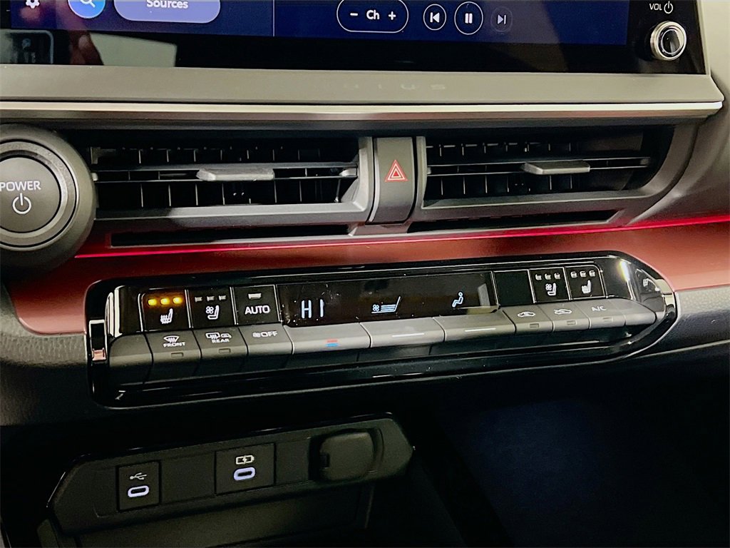 New 2026 Toyota Prius Plug-In Hybrid image 14