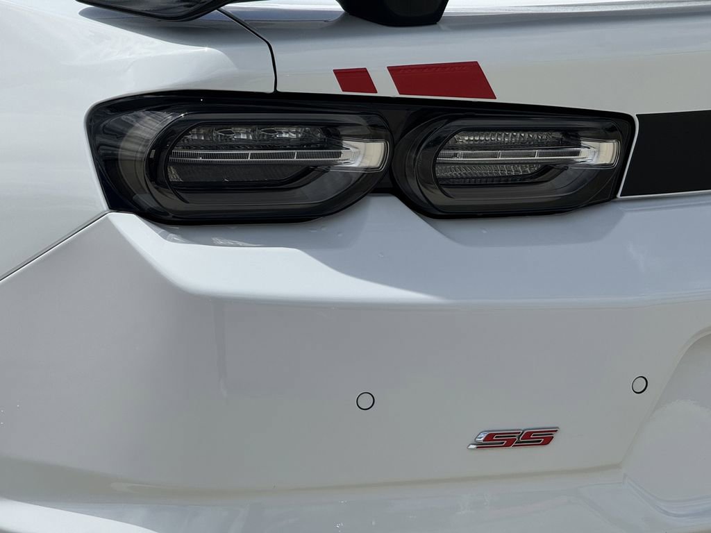 Used 2021 Chevrolet Camaro SS w/ Redline Edition RWD image 10