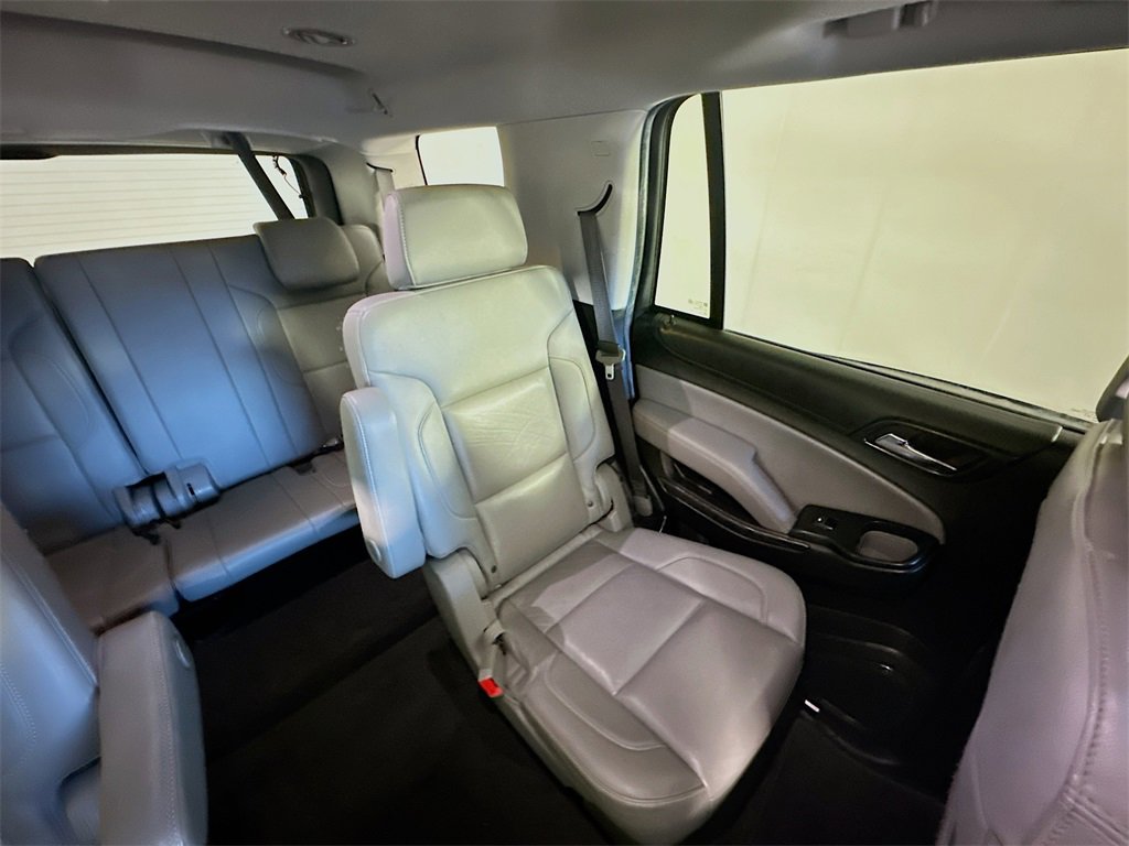Used 2019 Chevrolet Tahoe LT w/ LT Signature Package image 14