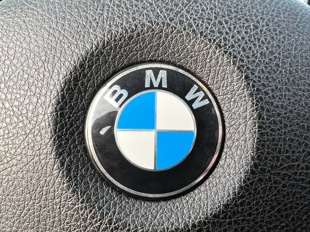 Used 2015 BMW 320i xDrive Sedan AWD/4WD image 29