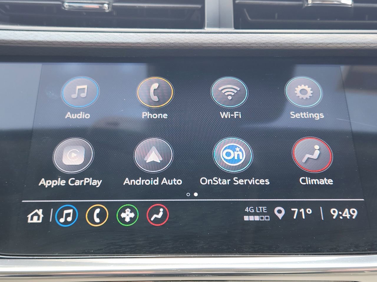 Used 2023 Buick Encore GX Essence w/ Experience Buick Package image 16