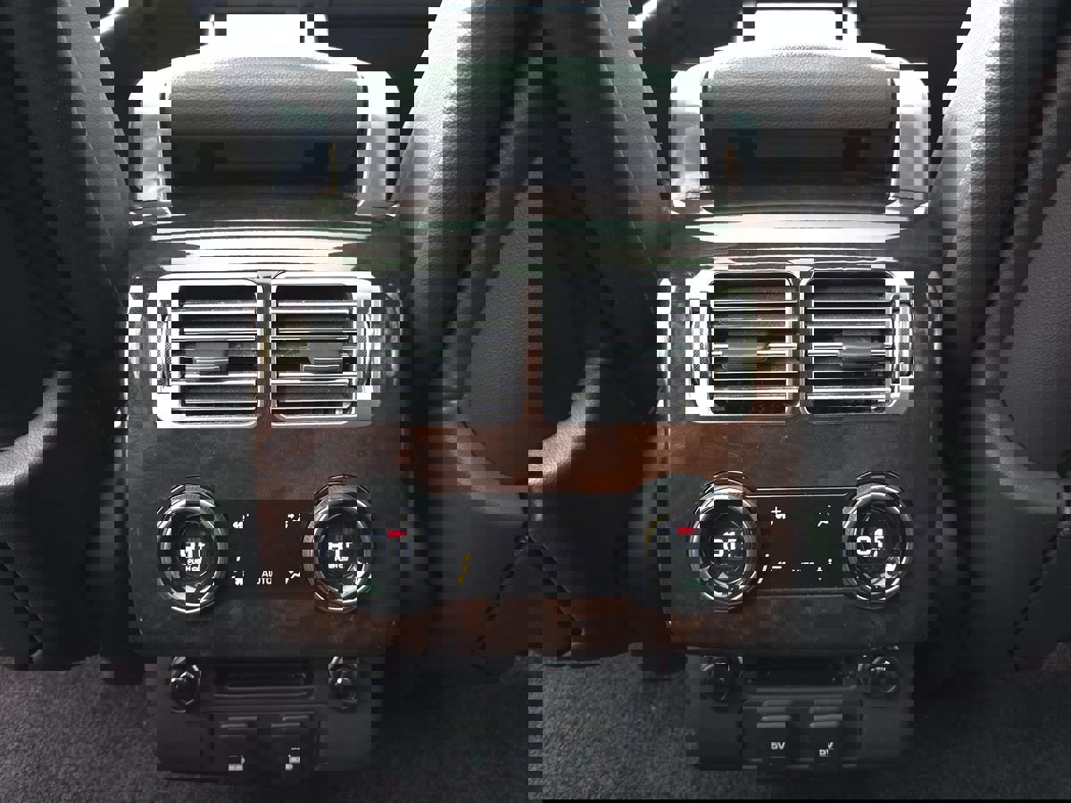 Used 2020 Land Rover Range Rover image 17