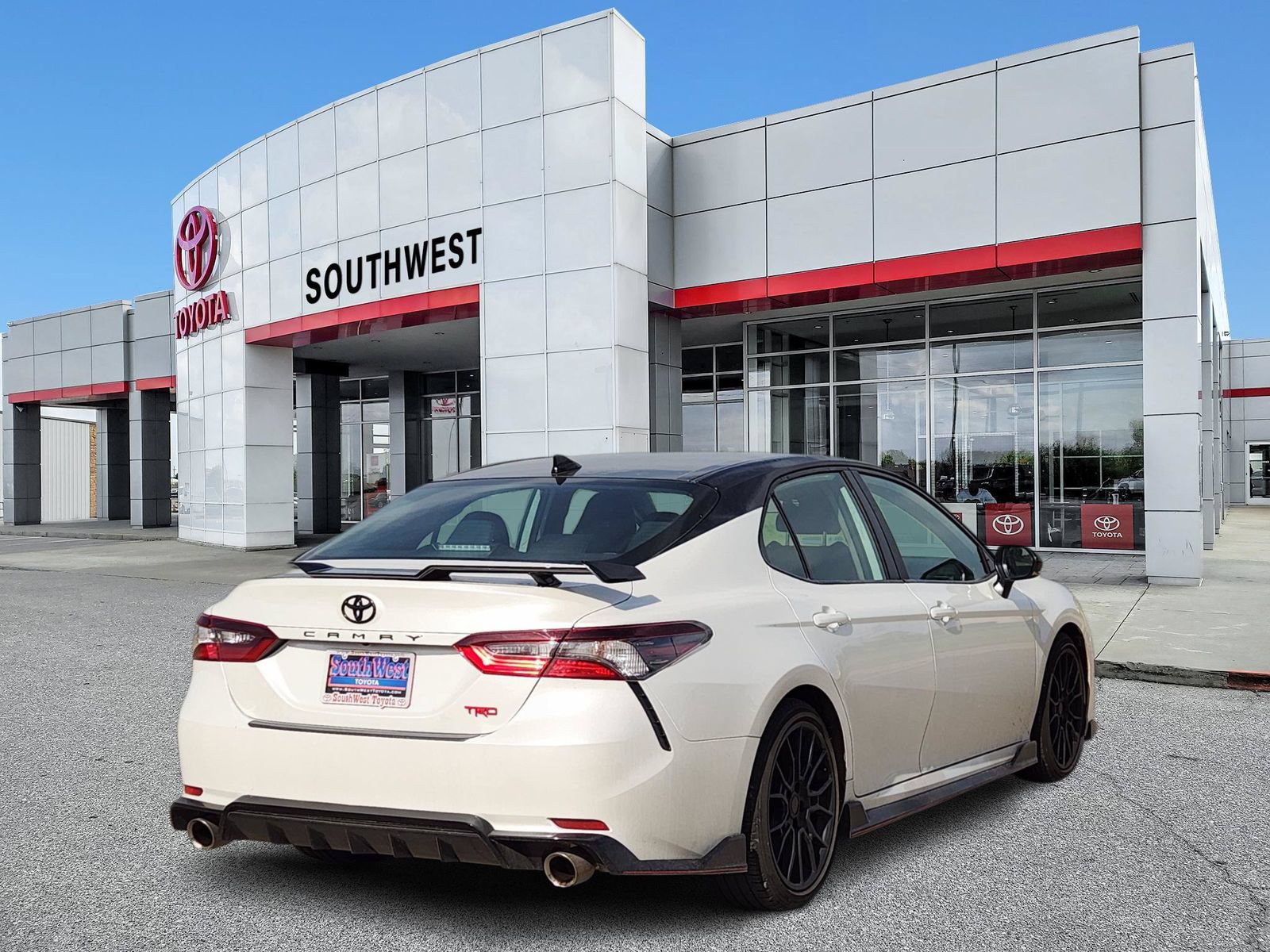 Used 2024 Toyota Camry TRD FWD image 5