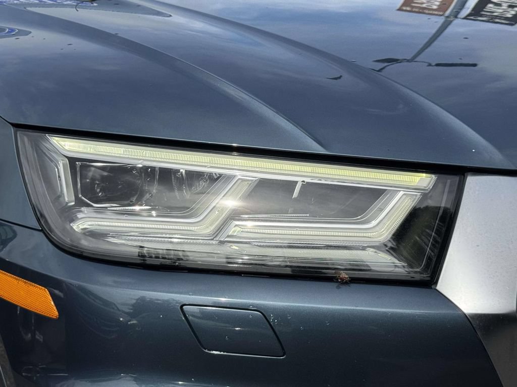 Used 2018 Audi Q5 2.0T Premium Plus w/ Premium Plus Package AWD/4WD image 9