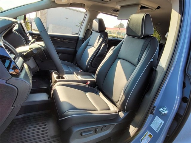 New 2026 Honda Odyssey Touring image 6