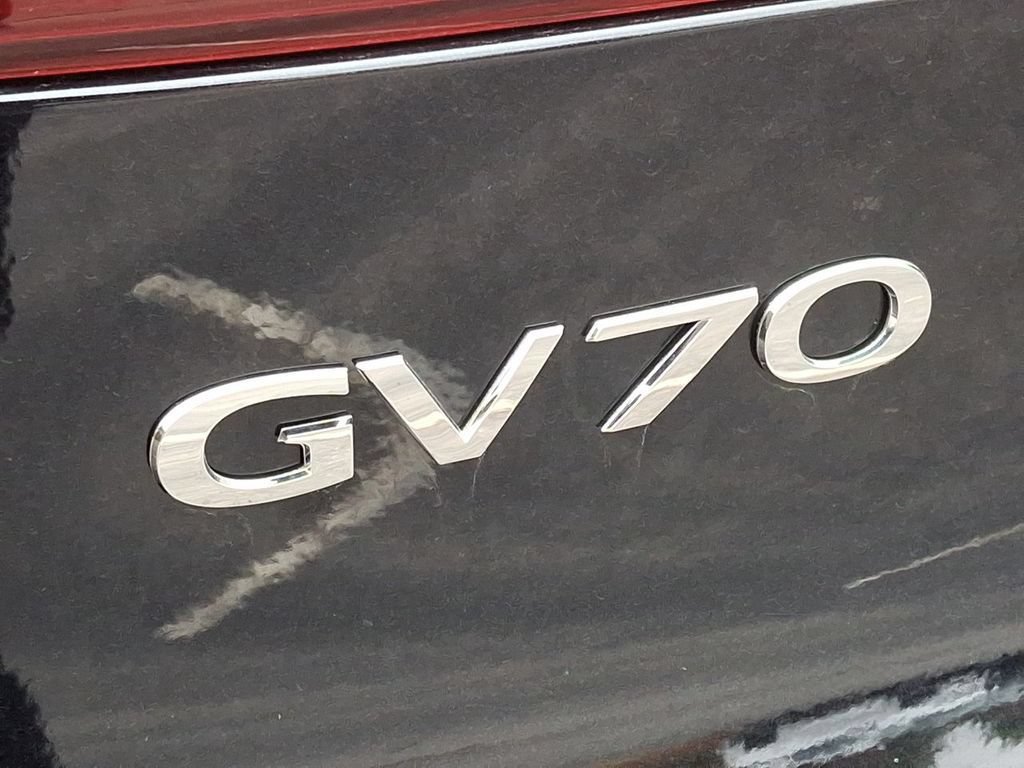 Used 2025 Genesis GV70 3.5T Sport w/ Sport Advanced Package AWD/4WD image 19